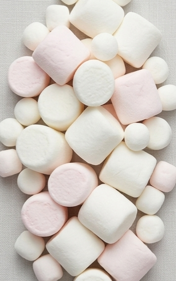 Best Marshmallow Perfume: Sweet, Soft, and Long-Lasting Gourmand Scents
