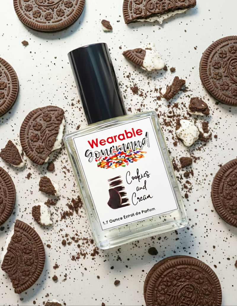 Vanilla, marshmallow cream, cookie, oreo, cookie cream, chocolate, cocoa, wafer, strong perfume, gourmand perfume